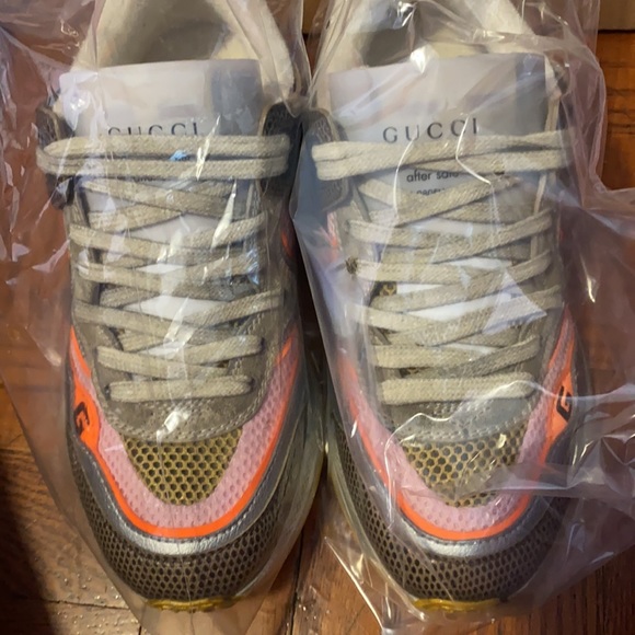 Gucci Ultraspace Sneakers - Picture 3 of 4